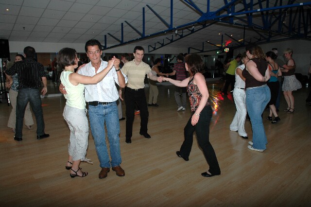 min 2008 06 28 aupra dance 106